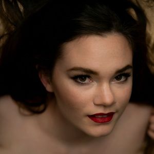 Meet your Posher, Leslie